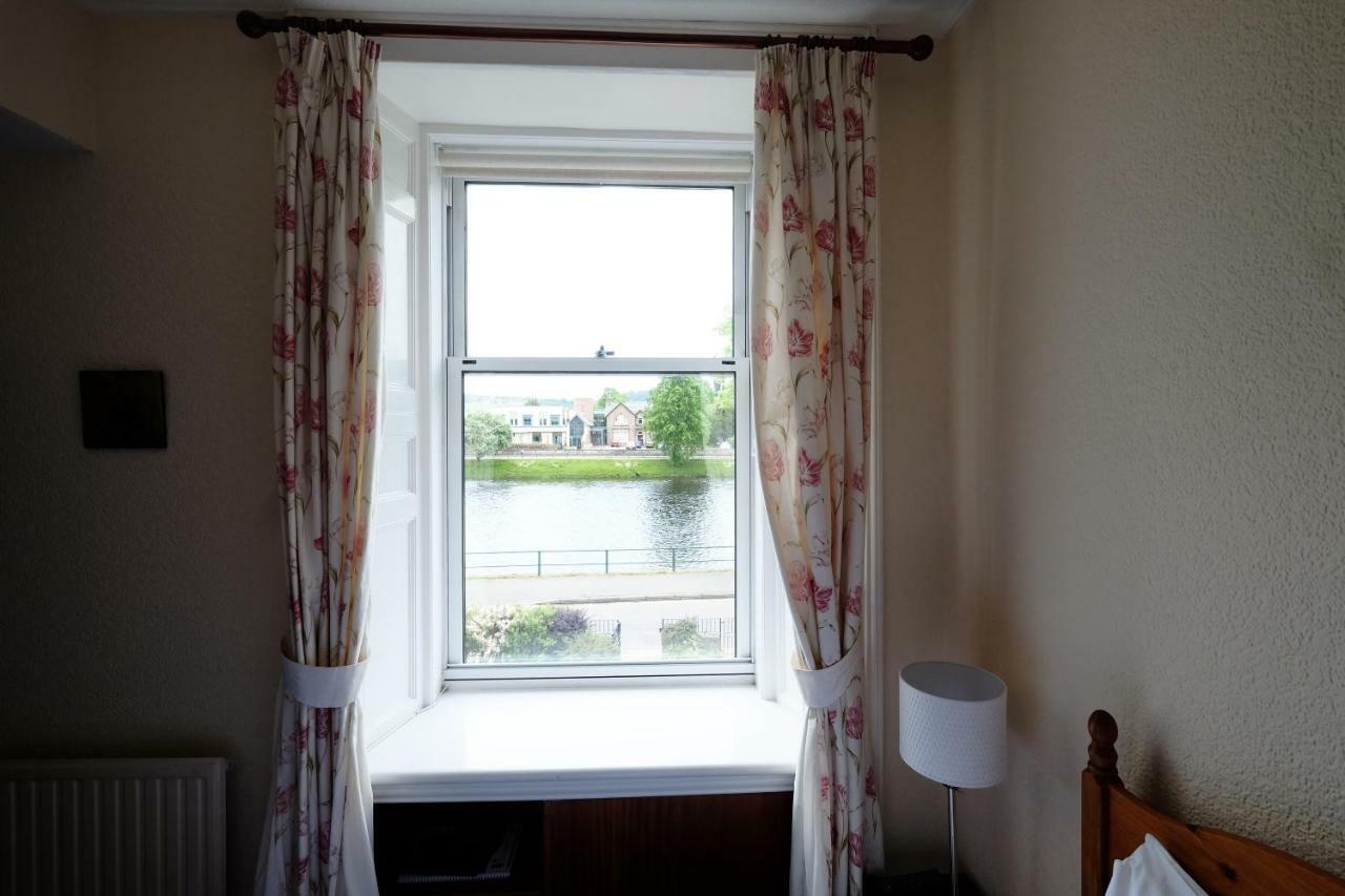 Talisker Guest House อินเวอร์เนส ภายนอก รูปภาพ