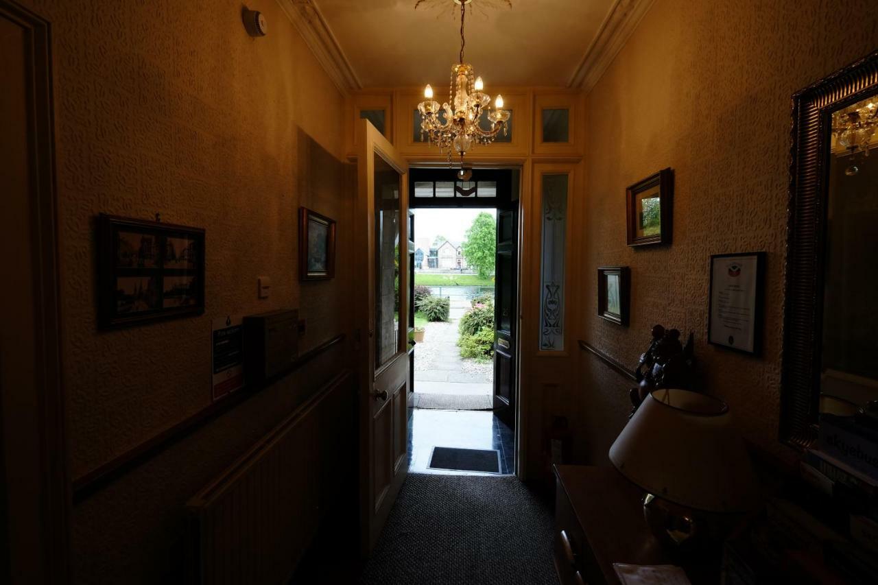 Talisker Guest House อินเวอร์เนส ภายนอก รูปภาพ